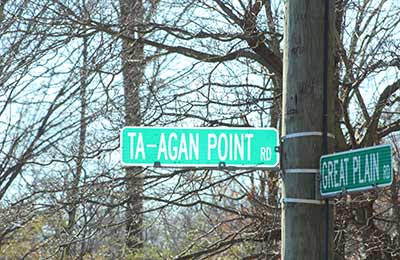 Ta'agan Point on candlewood lake